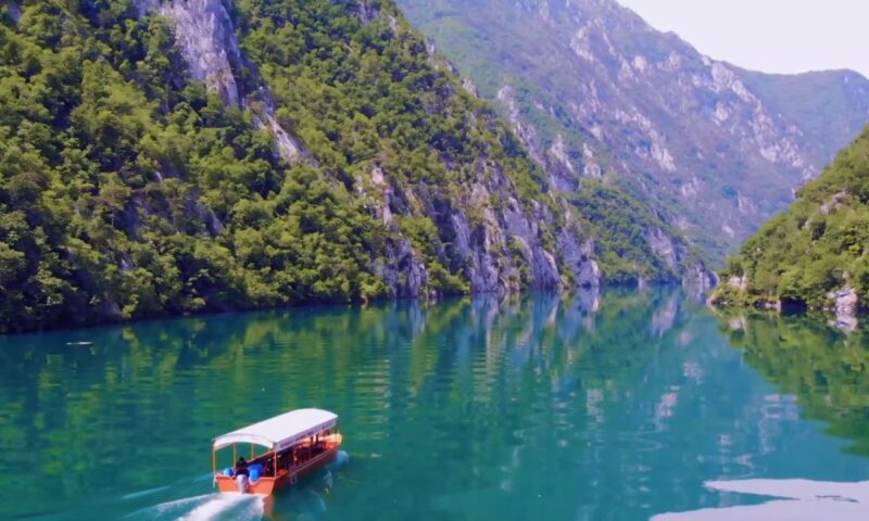 vožnja brodom jezero perućac